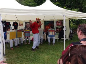 Das Krachkisten-Orchester aus Hamber